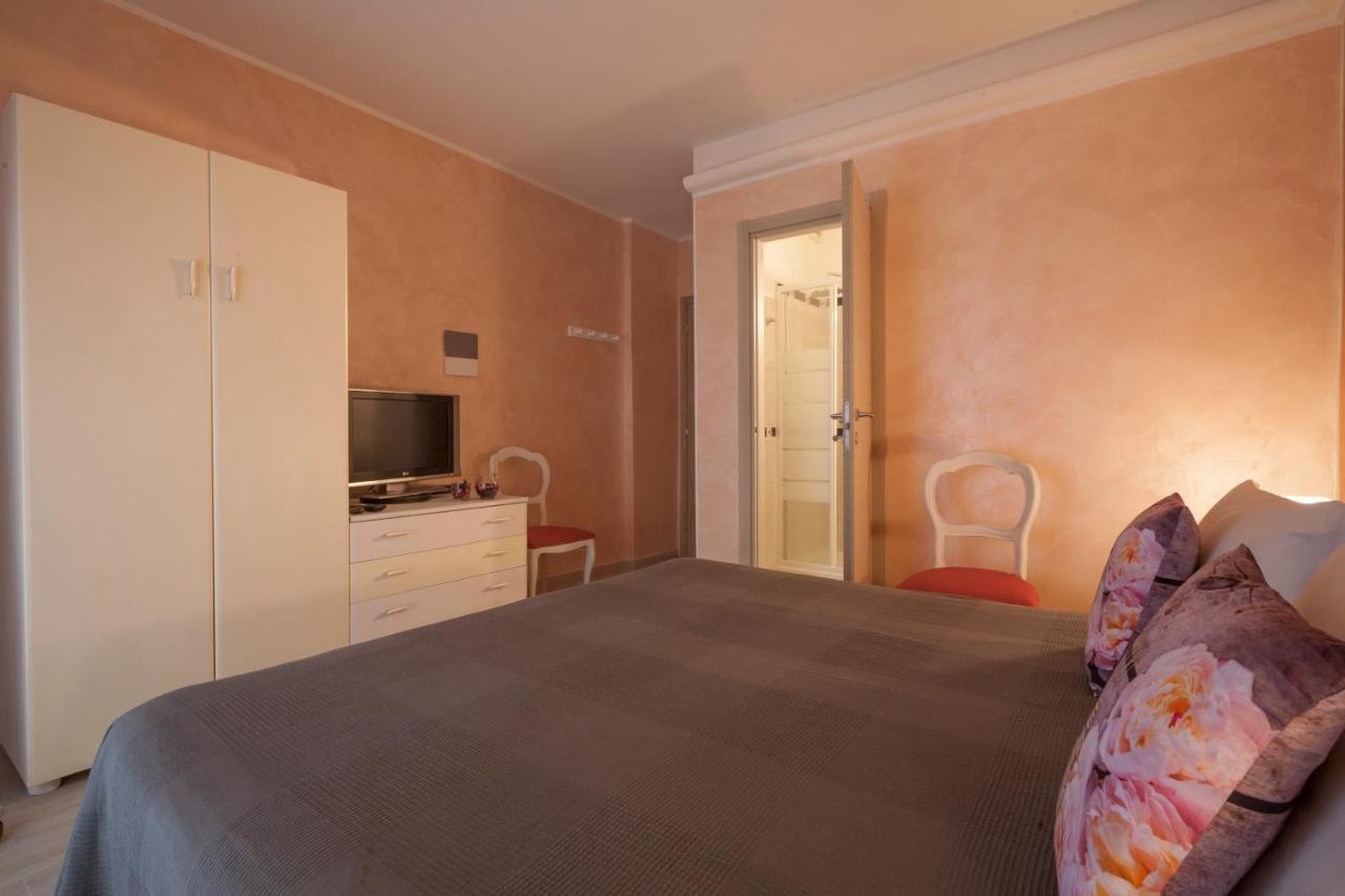 Ela Guest House — Photos 1